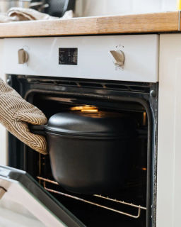 Казан с крышкой-сковородой, литой, 7л