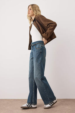 Mavi Yuksek Bel Kemer Detayl? Wide Leg Jeans TWOAW26JE00172 - Trendyolmilla фото 2