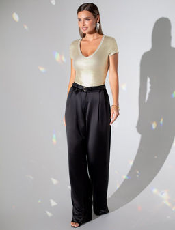 Футболка облегающая из хлопка в рубчик с V вырезом и матовым покрытием металлик - Vilatte фото 4