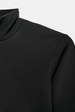 POLYAMIDE CROP T-SHIRT - Zara фото 7