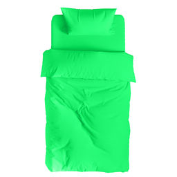 Постельное белье, комплект 1,5 спальный "Салатовый", 3 предмета: пододеяльник 145х215см, простыня 150х215см, наволочка 50х70см с клапаном-запахом, перкаль 110г/м2, хлопок 100%, упаковка "классическая" 32х41х2,5см, "Домашняя мода" (Россия)