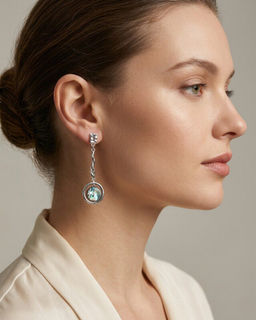 Стильные серьги