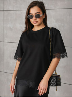 Футболка "Лейс" черный женская Футболка "Лейс" черный женская