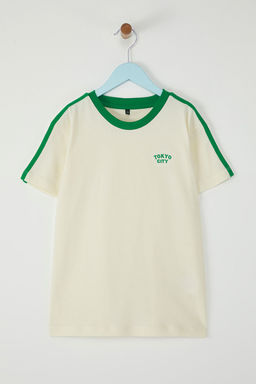 Yesil Erkek Cocuk %100 Pamuk Slogan Nak?sl? Biye Detayl? K?sa Kol Orme T-Shirt TKDSS25TS00100 - Trendyolmilla фото 3