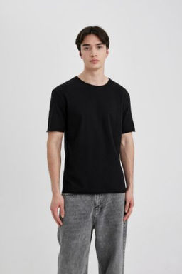 Regular Fit Bisiklet Yaka K?sa Kollu Basic Duz Tisort