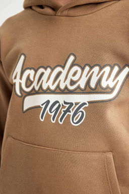 Коричневый толстый свитшот обычного кроя с капюшоном и карманами для мальчика - Defacto фото 5