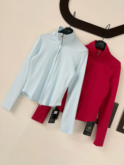 Кофта на молнии