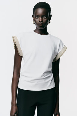 METALLIC THREAD RUFFLE T-SHIRT