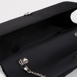 Клатч, отдел на клапане, длинная цепь, цвет чёрный - Simaland фото 3