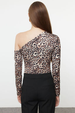 TRENDYOLMILLA Siyah Asimetrik Yaka Uzun Kollu Esnek Alttan C?tc?tl? Orme Body TWOAW22BD0080 фото 46