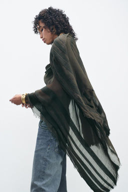 FINE MODAL AND WOOL SCARF - Zara фото 3