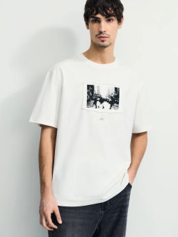 Футболка с нашивкой на груди / Zarina  фото 2