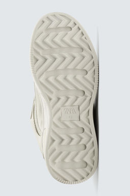 DISTRESSED CHUNKY TRAINERS - Zara фото 12