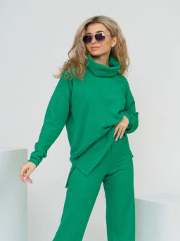 Костюм женский, цвет зеленый