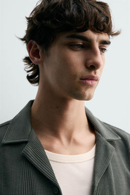 BERMUDA RELAXED FIT ESTRUCTURA / Khaki