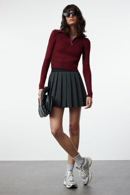 TRENDYOLMILLA Bordo Crop Fermuar Detayl? Triko Kazak TWOAW24KZ01208