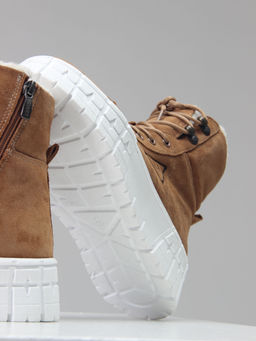 Ботинки 216.212131w. светло-коричневый замша/Байка