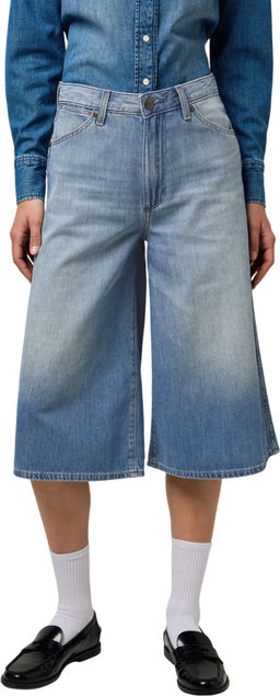 Шорты женские