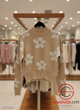 Теплый женский свитер с цветочками - Bruno фото 3