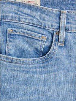 Джинсы женские