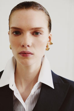PACK 5 PENDIENTES MET?LICOS EARCUFF / Dorado