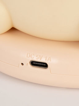 Ночник "Капибара на коврике" LED 3Вт 5V USB АКБ 9,3х15х13,2 см