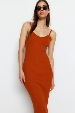 TRENDYOLMILLA Pembe Vucuda Oturan Midi Triko H?rka Elbise Tak?m TWOSS21EL0208 фото 23