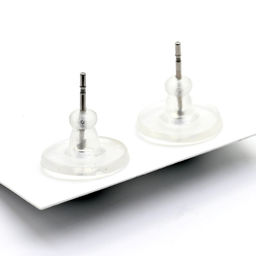 Серьги гвоздики (пусеты) нефрит имитация 7-8мм Радуга камня