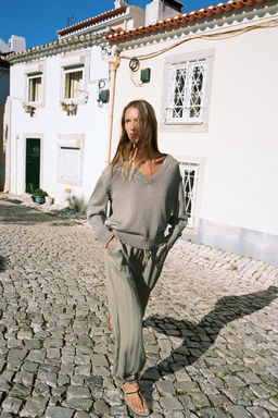 PANTAL?N BOMBACHO CINTURA EL?STICA / Gris topo