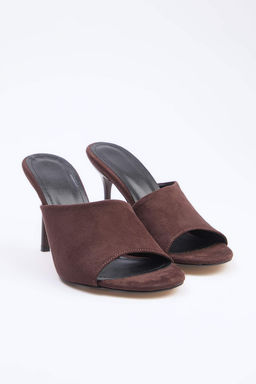 Kahverengi Suet 9 cm Kad?n Klasik Topuklu Ayakkab? TAKSS26TO00028