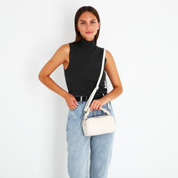 Сумка женская багет на молнии, 20×11×11 см, молочная