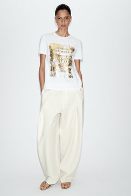 CAMISETA METALIZADA MANGA CORTA / Dorado