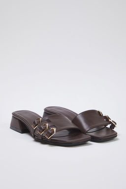 Trendyol Shoes Kahverengi Gold Tokal? Blok Topuk Kad?n Topuklu Terlik TAKSS25TO00036 - Trendyolmilla фото 7
