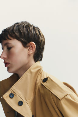 SHORT TRENCH COAT