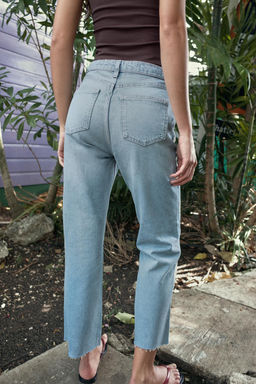 JEANS TRF CROPPED FLARE TIRO ALTO / Azul claro - Zara фото 3