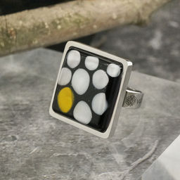 EVANESCENT Кольцо KO4781