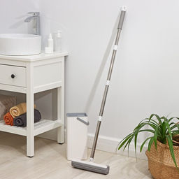 Швабра с отжимом и ведром Raccoon «Компакт», ведро 17×12.5×34 см, 5.5 л, швабра с насадкой ПВА 28×4.5×121 см  фото 2