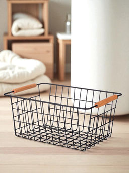 КОРЗИНА С ДЕРЕВЯННЫМИ РУЧКАМИ ЧЕРНАЯ 30,5*21*14 СМ