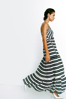 Maxivestido plisado