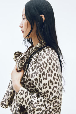 Blusa con lazada - H&m фото 4