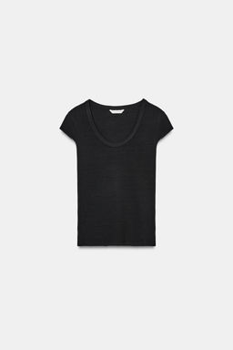 CAMISETA CUELLO OLLA / Carb?n