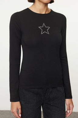 Trendyolmilla Siyah Y?ld?z Tas Bask?l? Fitted/Vucuda Oturan Orme Bluz TWOAW25BZ00258 фото 3