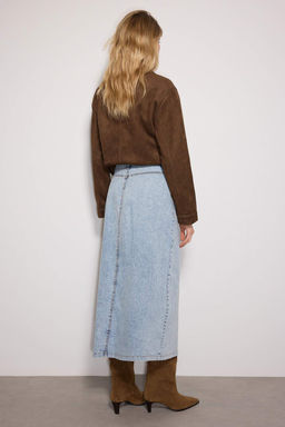 TRENDYOLMILLA Ac?k Mavi Cift Cepli Onden Dugmeli Yuksek Bel Maxi Denim Kot Etek TCTSS23EE00002 фото 21