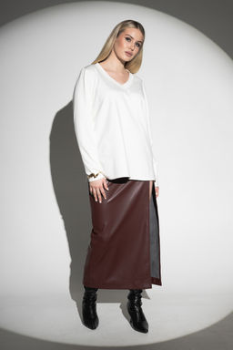 Лонгслив с V- образным вырезом