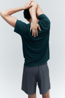 Camiseta de deporte en DryMove Regular Fit - H&m фото 3