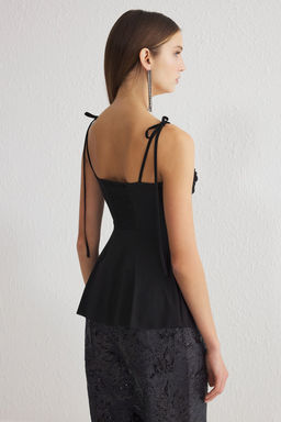 Siyah Gogus Detayl? Orme Bluz TPRSS25BZ00006