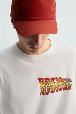 CAMISETA ILUSTRACI?N BACK TO THE FUTURE UCS LLC AND AMBLIN X DYLAN?S T-SHIRT CLUB X ZARA / blanco  фото 6