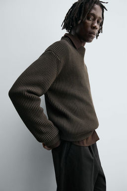 HIGH NECK SWEATER - Zara фото 6