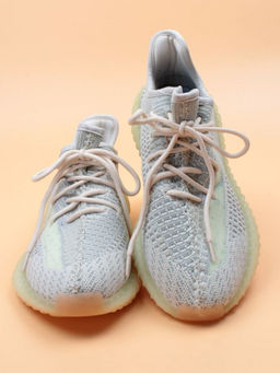 05-B557-10 Кроссовки женские (текстиль)