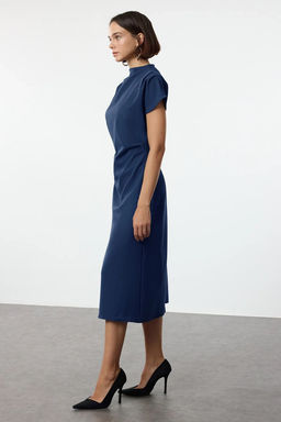 TRENDYOLMILLA Kahverengi A Kesim Degaje Yaka Midi Krep Dokuma Elbise TWOAW25EL00393  фото 17